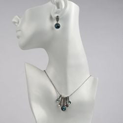 SILVER AND BLUE VINTAGE CRYSTAL NECKLACE SET